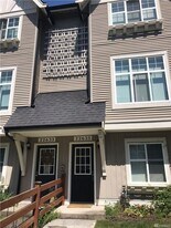 22635 NE Alder Crest Ln in Redmond, WA - Building Photo