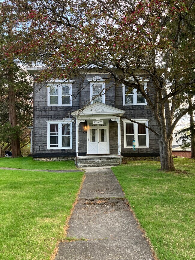 113 Lake Hill Rd, Unit 4 in Burnt Hills, NY - Building Photo - Building Photo