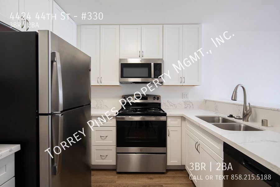 4424 44th St, Unit #330 in San Diego, CA - Building Photo