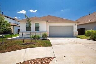 1008 Moose Rd in Hutto, TX - Building Photo