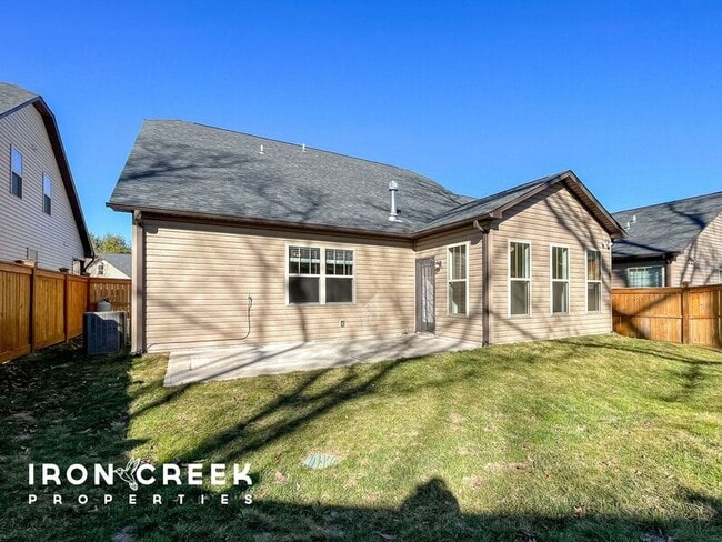 property at 24 Onteora Oaks Dr