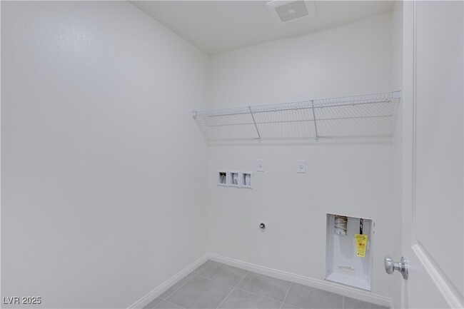 property at 3582 Credere Ln