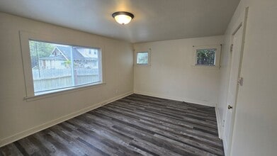 19 W 14th St in Eureka, CA - Building Photo - Building Photo