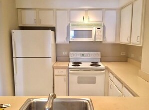 530 Commonwealth Ave, Unit 7E in Boston, MA - Building Photo - Building Photo
