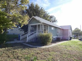 1349 E Bridger St, Unit A in Pocatello, ID - Building Photo