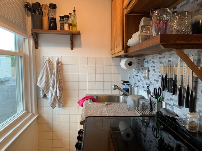 14 Bayville Ave in Bayville, NY - Building Photo - Building Photo