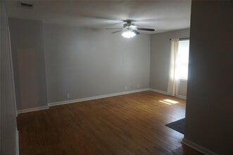 2121 N Alexander St in Sherman, TX - Building Photo - Building Photo