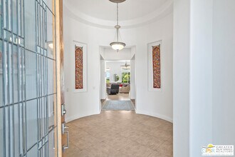 46 Vía Bella in Rancho Mirage, CA - Building Photo - Building Photo