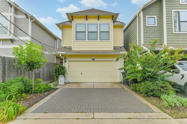property at 5228 Darling St