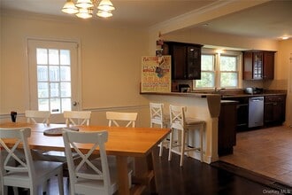 14 Bonnett Ave in Larchmont, NY - Building Photo - Building Photo