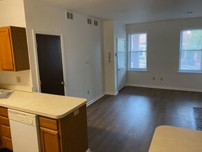 605 N Broom St, Unit 605 Broom Apt 1 in Wilmington, DE - Building Photo - Building Photo