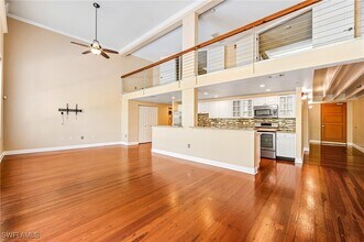 2260 First St in Ft. Myers, FL - Building Photo - Building Photo