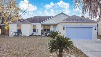 8102 Country Run Pky in Orlando, FL - Building Photo