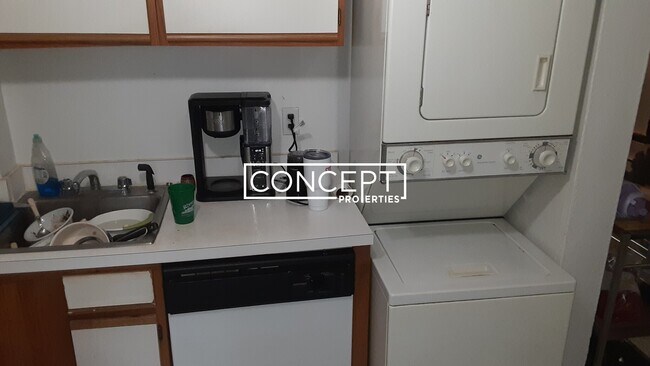 22 St Cyprians Pl, Unit 1L in Boston, MA - Foto de edificio - Building Photo