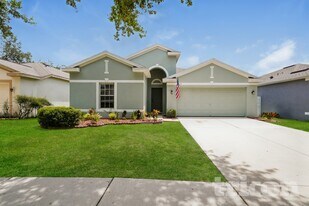 504 Magnolia Pointe Ct, Unit RR-224 in Seffner, FL - Building Photo