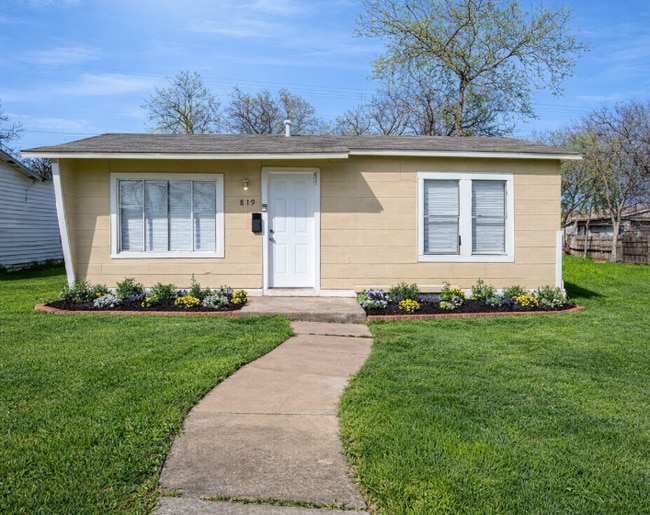 property at 819 Larry St