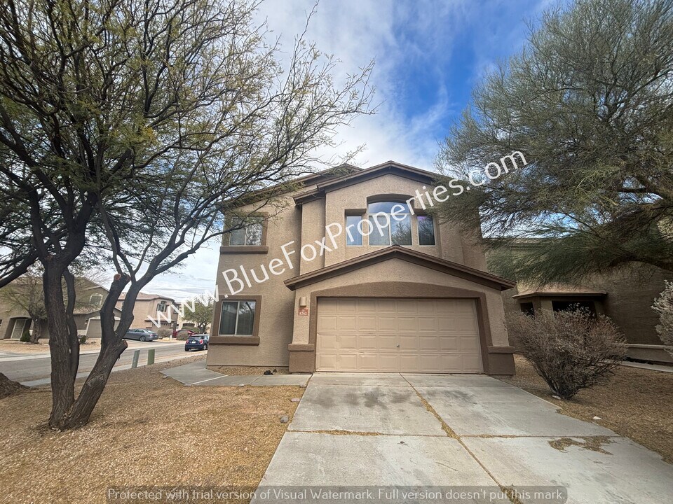 8262 W Zlacket Dr in Tucson, AZ - Building Photo