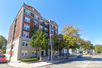 116 Washington St, Unit 4 in Boston, MA - Building Photo - Building Photo