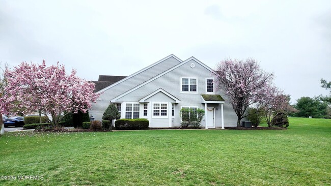 property at 19 Breckenridge Ln