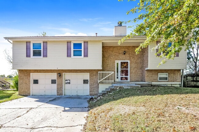 property at 1825 W Ferrel Dr