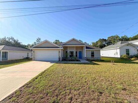 6949 Trail Ride S in Milton, FL - Building Photo