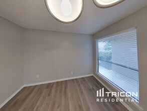 2813 Whitehurst Dr in Fort Worth, TX - Foto de edificio - Building Photo