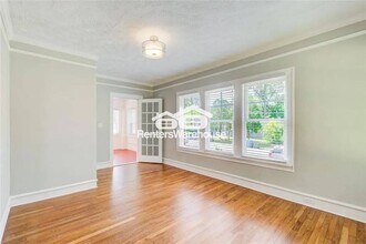 875 White St SW in Atlanta, GA - Building Photo - Building Photo