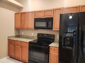 606-608 Nicholas Pkwy W in Cape Coral, FL - Building Photo - Building Photo