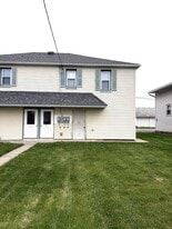 217 W Maple St in Palmyra, PA - Building Photo