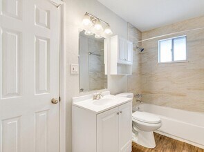 Bella Vista in Denver, CO - Foto de edificio - Building Photo