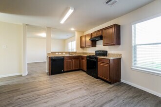 21831 S Werrington Way in Houston, TX - Building Photo - Building Photo