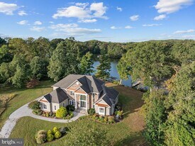 1576 Bay Head Rd in Annapolis, MD - Building Photo