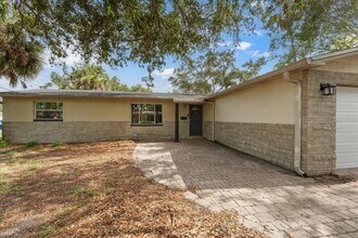 1498 Ohio Ave NE in St. Petersburg, FL - Building Photo - Building Photo