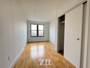 310 Clarkson Ave in Brooklyn, NY - Building Photo - Building Photo