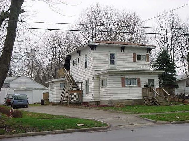 317 W Elm St in Mason, MI - Building Photo