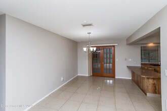 229 SW Kentwood Rd in Port St. Lucie, FL - Building Photo - Building Photo
