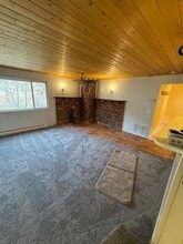 5042 US Hwy 89 S in Livingston, MT - Building Photo - Building Photo