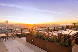 Olume Apartments in San Francisco, CA - Foto de edificio - Building Photo