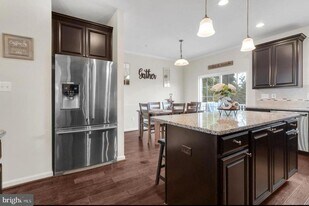 7713 Gaston Pl in Glen Burnie, MD - Building Photo