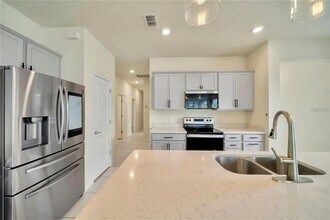 2601 Blowing Breeze Ave in Kissimmee, FL - Building Photo - Building Photo