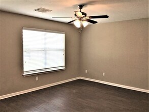 21655 Falvel Lake Dr in Spring, TX - Building Photo - Building Photo