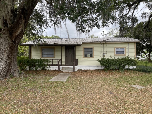 305 SW 2 Ave in Chiefland, FL - Building Photo