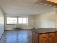 1025 Hancock St, Unit 4H in Quincy, MA - Building Photo - Building Photo