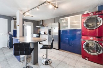 1620 West Ave-Unit -# 6022 in Miami Beach, FL - Foto de edificio - Building Photo