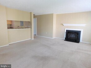 20958 Timber Ridge Ter in Ashburn, VA - Building Photo - Building Photo