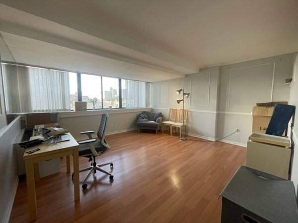 6 Whittier Pl in Boston, MA - Building Photo - Building Photo