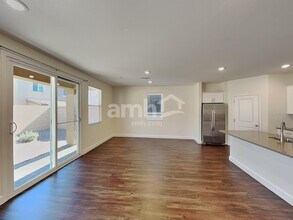 290 Austin Bellerose Pl in Henderson, NV - Building Photo - Building Photo