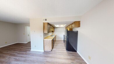 Spacious 1, 2 & 3 Bedrooms! in Tipton, IN - Building Photo - Building Photo