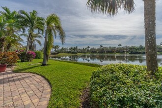 7768 Ionio Ct in Naples, FL - Foto de edificio - Building Photo