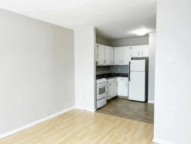 1-13 Ivan Court in Moncton, NB - Building Photo - Building Photo